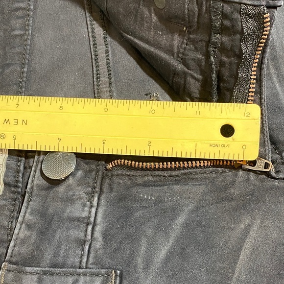 Free People Faded Black Jeans with calf zipper-discontinued style- women 24 - Picture 4 of 9